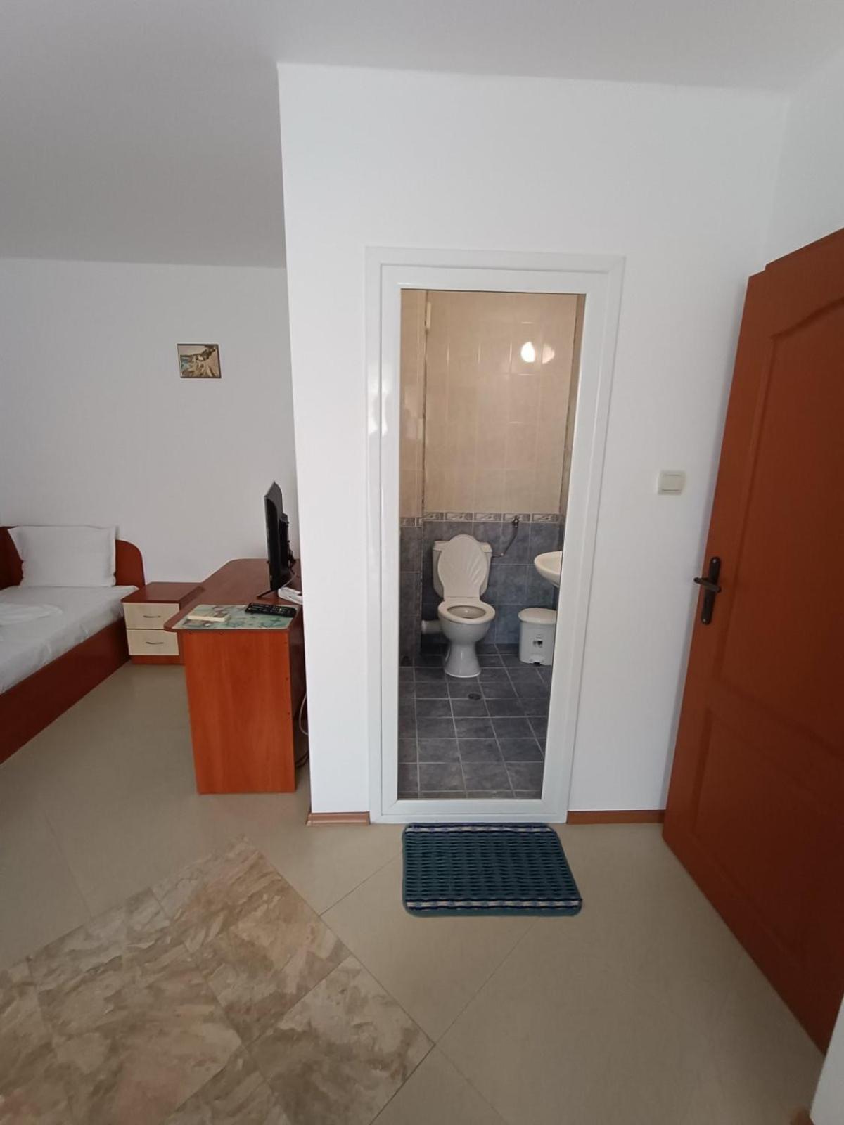 Guest House Ralitsa Поморие Экстерьер фото