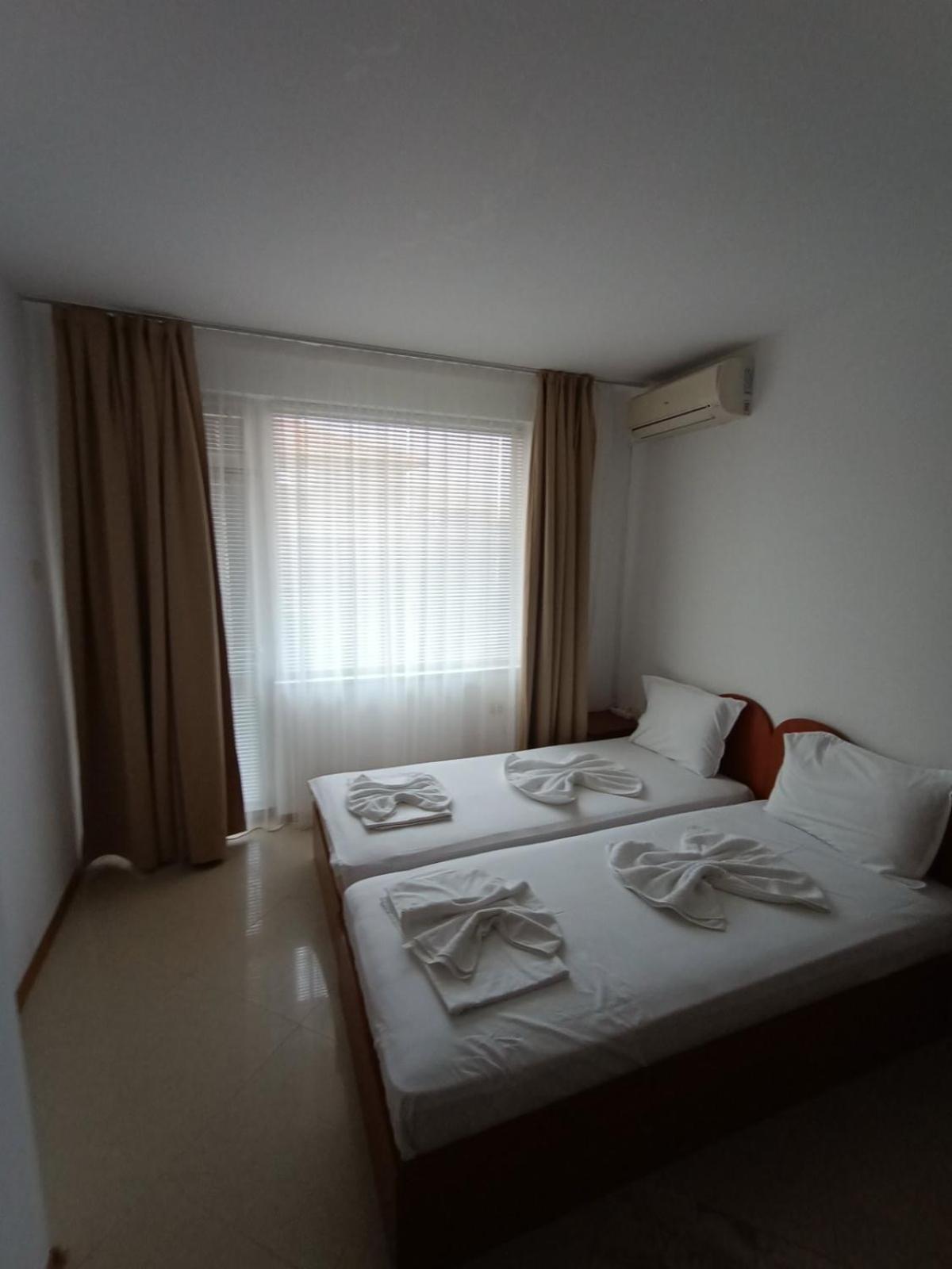 Guest House Ralitsa Поморие Экстерьер фото