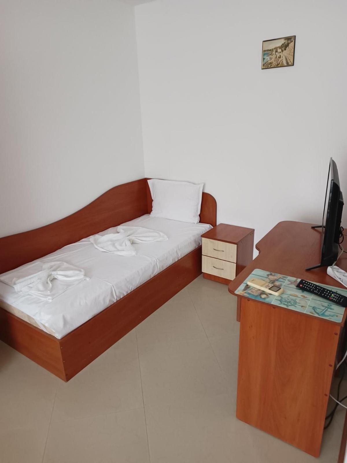 Guest House Ralitsa Поморие Экстерьер фото