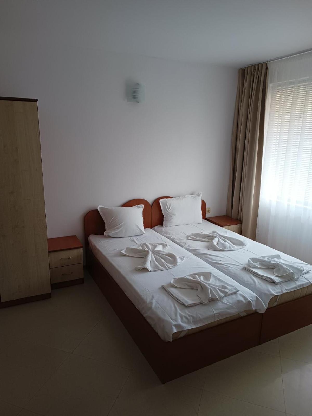 Guest House Ralitsa Поморие Экстерьер фото