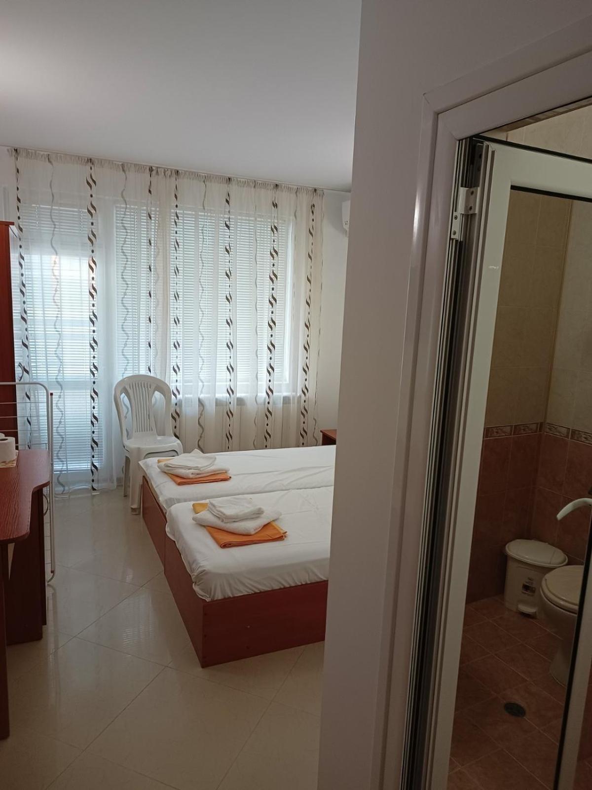 Guest House Ralitsa Поморие Экстерьер фото