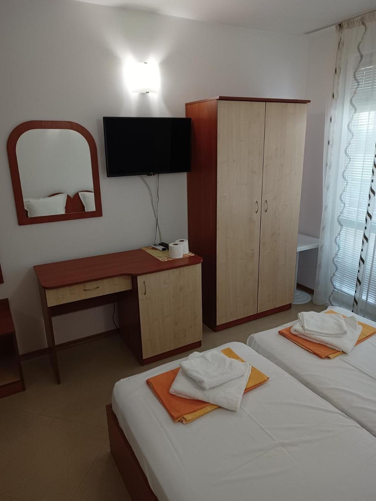 Guest House Ralitsa Поморие Экстерьер фото